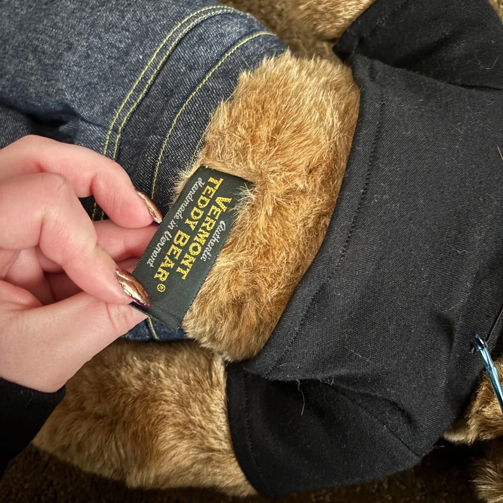 Teddy bear - Picture 2 of 2